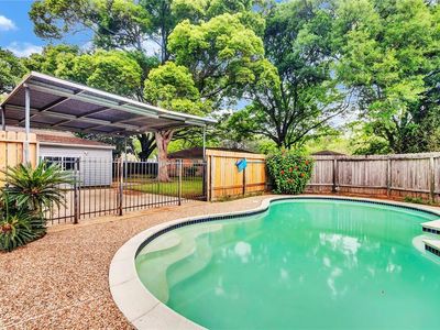 803 Bayou Cir, Alvin, TX, 77511