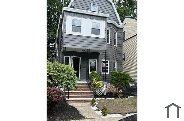 128 N 17th St Floor 2 photo 1