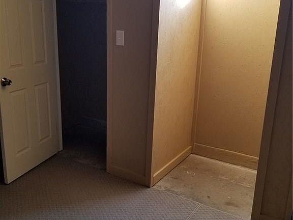 3rd image of 170 Hillcroft Dr