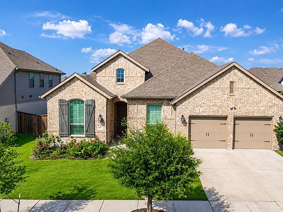 2nd image of 7541 Pondview Ln