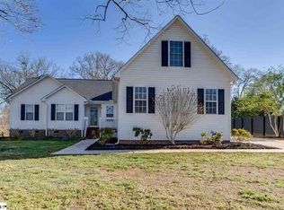 9 Wooded Glenn Ct, Pelzer, SC 29669