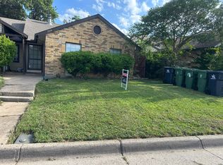2414 Sunflower Dr, Arlington, TX 76014