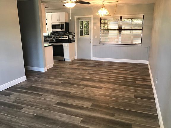 Main living area, looking toward back