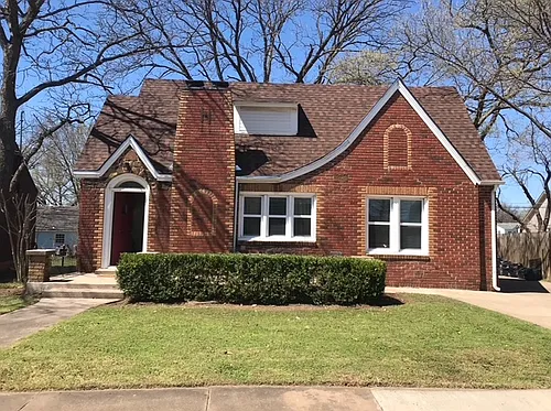 116 S Melrose Dr Photo 1