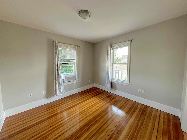 Big bedroom 3