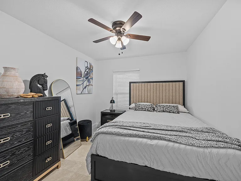 2400 Seaford Dr — Photo 13