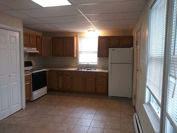 3rd image of 26 Parker St #1F