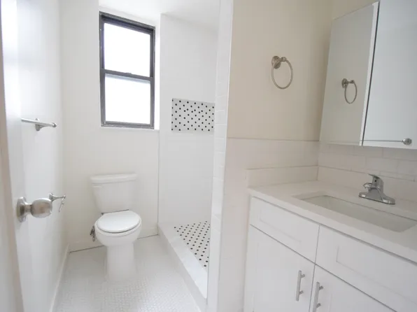 87 South Elliott Place image 9 of 17