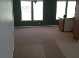 104 Wildcat Ct, Richlands, NC 28574