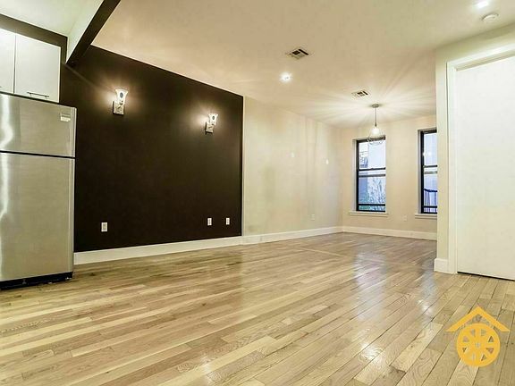 2nd image of 148 Evergreen Ave #2BB