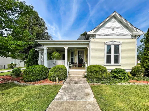 305 N High St, Adairville, KY 42202