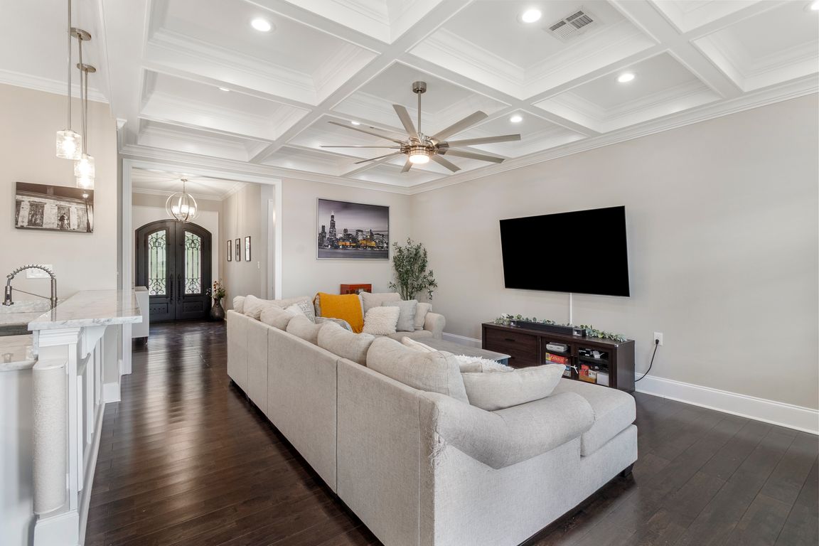 next background image