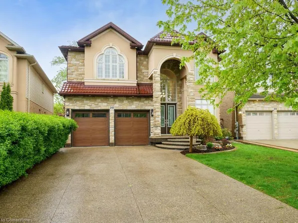 248 Cloverleaf Dr, Ancaster, ON L9K 1T2