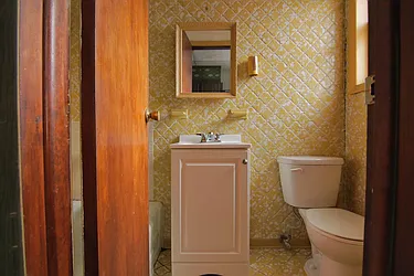 Rented by Nest Seekers International