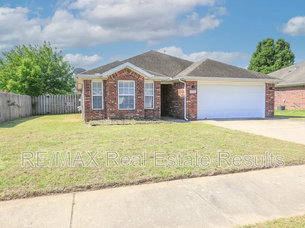 3703 SW Carriageway Ave, Bentonville, AR 72712