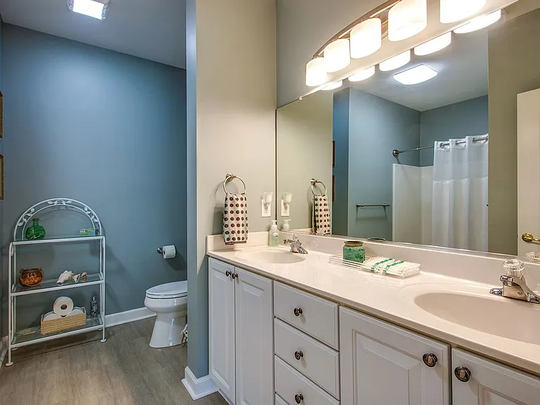 34341 Summerlyn Dr #302 — Photo 16