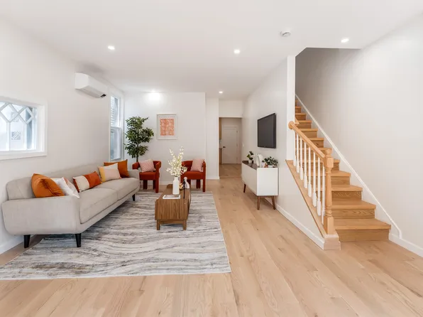 171 Summit Avenue image 1 of 35