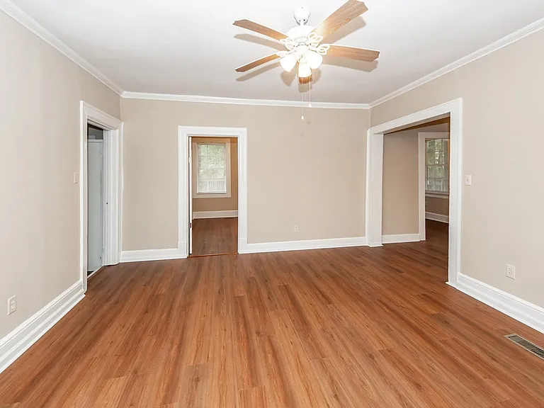 1623 Juniper St — Photo 10