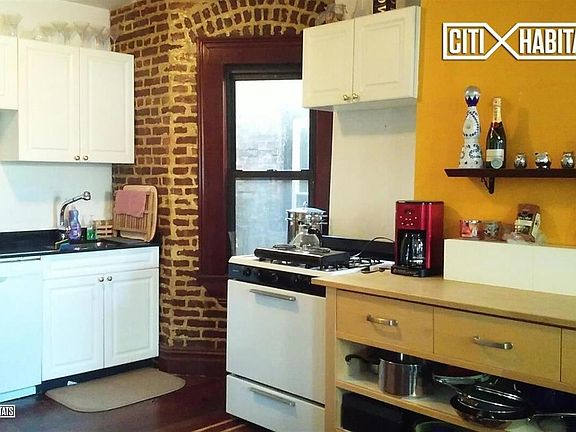 3rd image of 326 E 94th St APT 2W