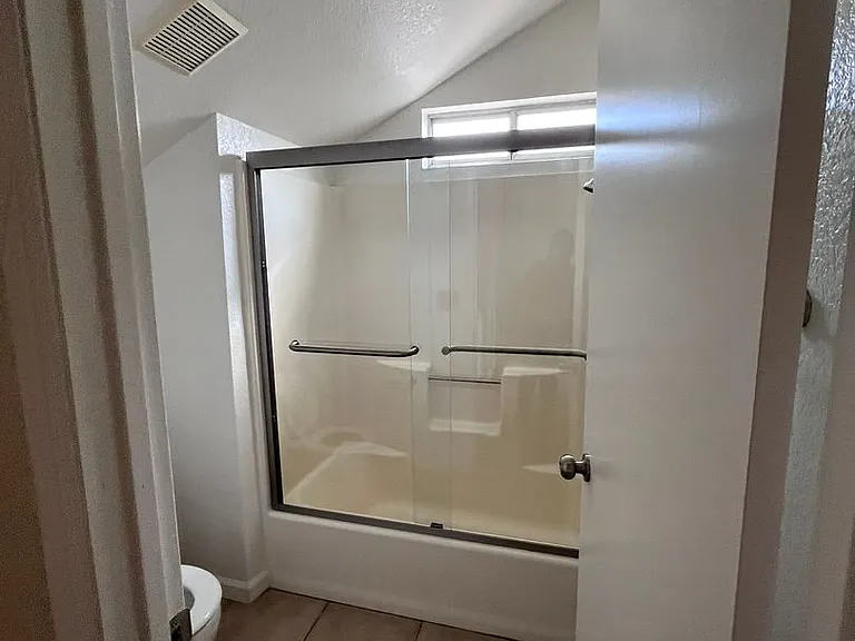 3401 Cassie Ln — Photo 14