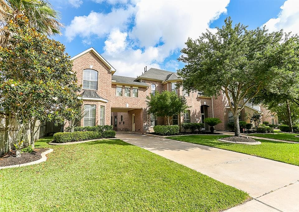 1st image of 3918 Bell Hollow Ln