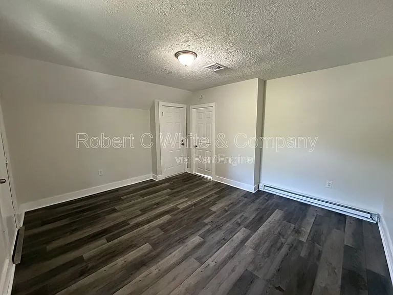 179 Maple St #3 — Photo 6