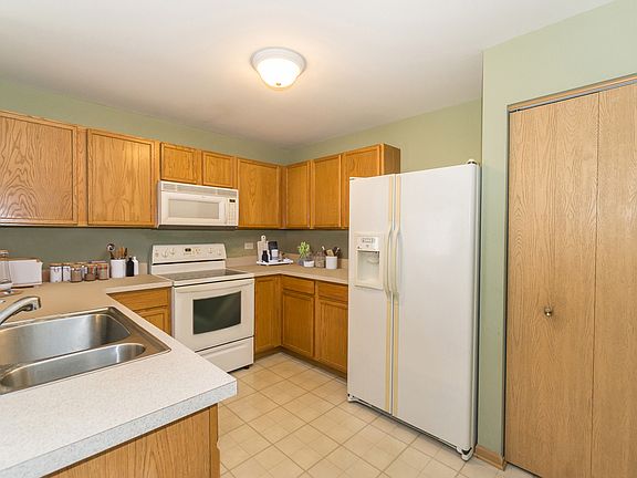 5th image of 1609 Silverstone Dr #1