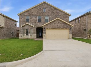 1505 Lakeview Dr, Grand Prairie, TX 75051