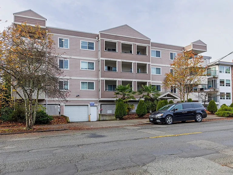 Seattle View Apartments — Photo 19
