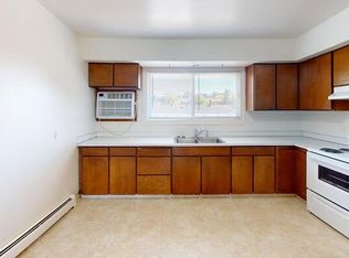 1429 N 21st St APT 5, Bismarck, ND 58501