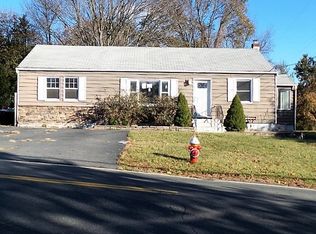 109 Washburns Ln, Stony Pt, NY 10980