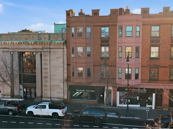 1343 Beacon St, Brookline, MA 02446