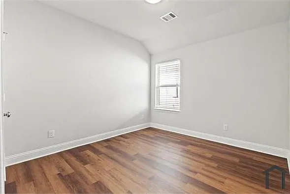 1733 Barnwood Trce — Photo 16