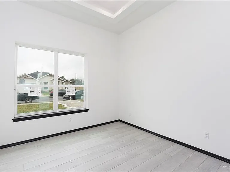 608 Juan Seguin St — Photo 13