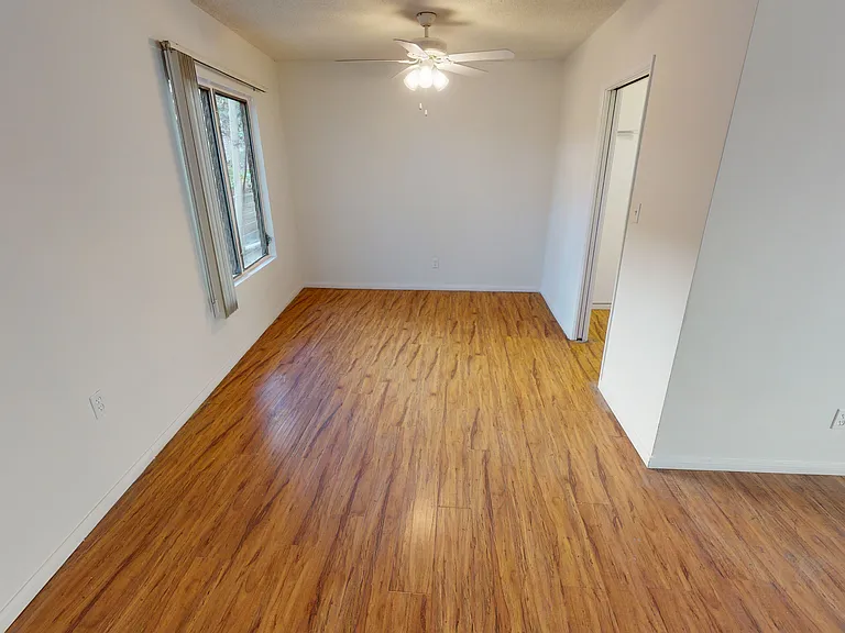 Parkvue Apartments — Photo 7