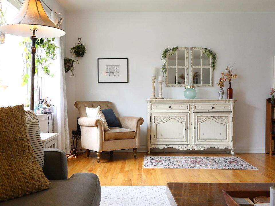 1st image of 565 Grove St #3E