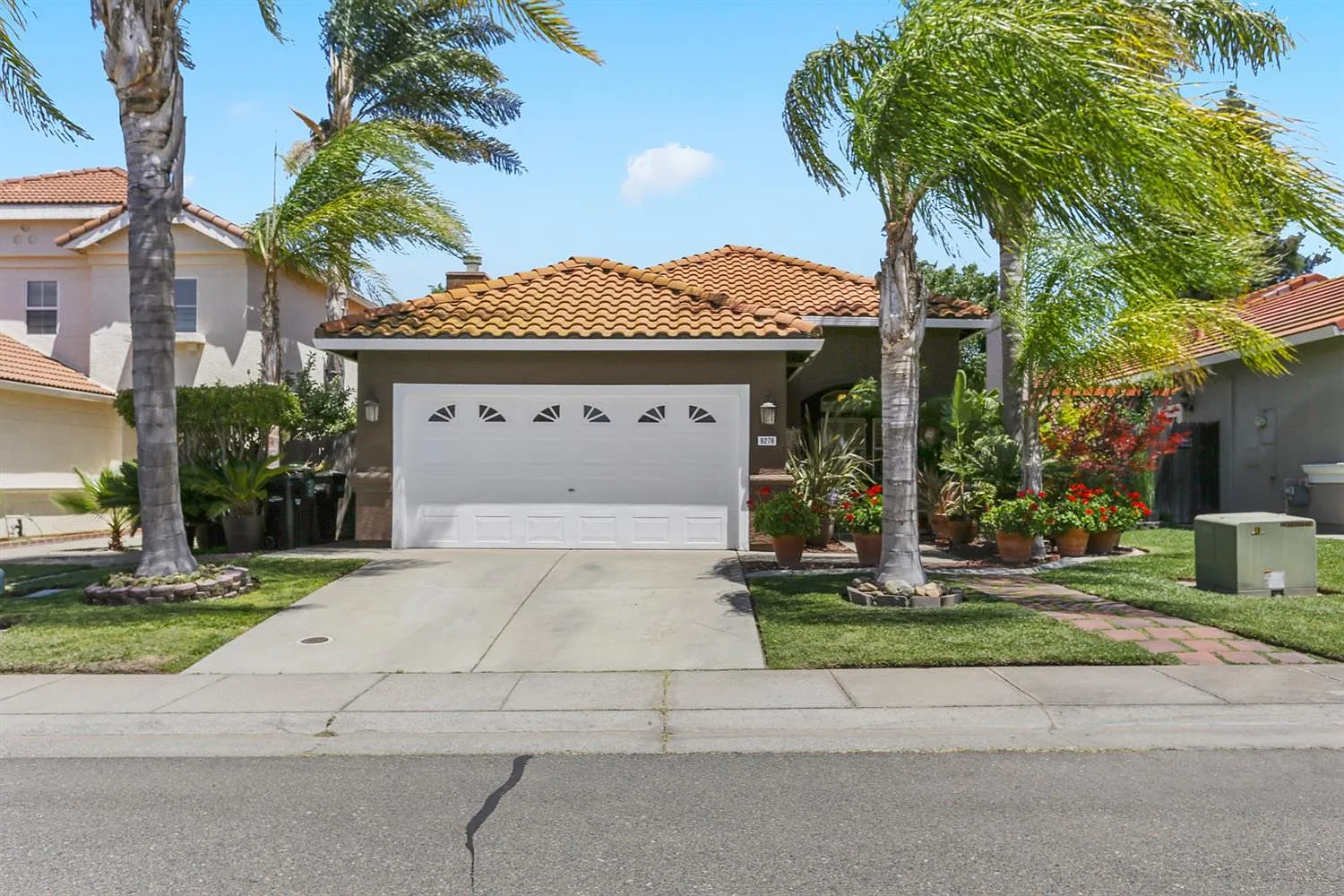 9276 Boscastle Way photo 1