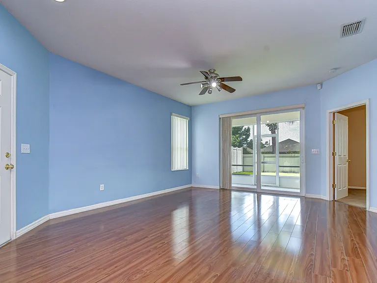 31501 Shaker Cir — Photo 5