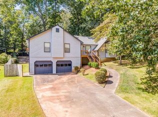623 Sunshine Trce NW, Acworth, GA 30102