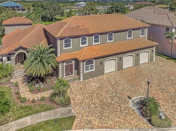 531 Treviso Dr, Apollo Beach, FL 33572