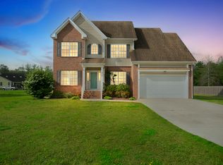 232 Moyock Landing Dr, Moyock, NC 27958