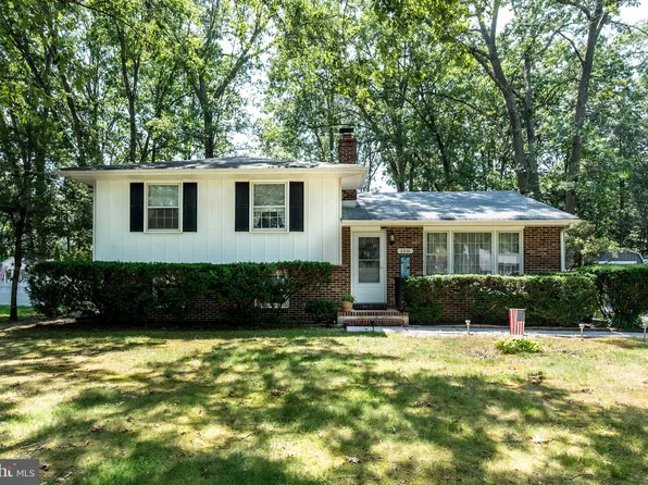 2320 Brookfield St, Vineland, NJ 08361