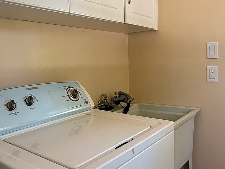 940 Alice Ln — Photo 12