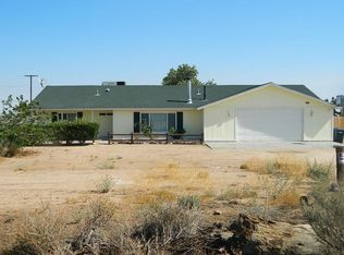 6924 Buttemere Rd, Phelan, CA 92371