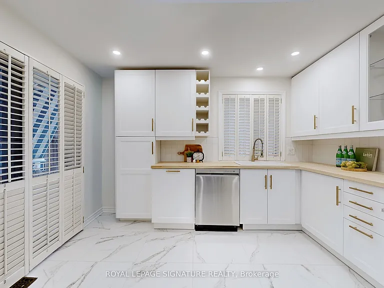 337 Glen Rd — Photo 9