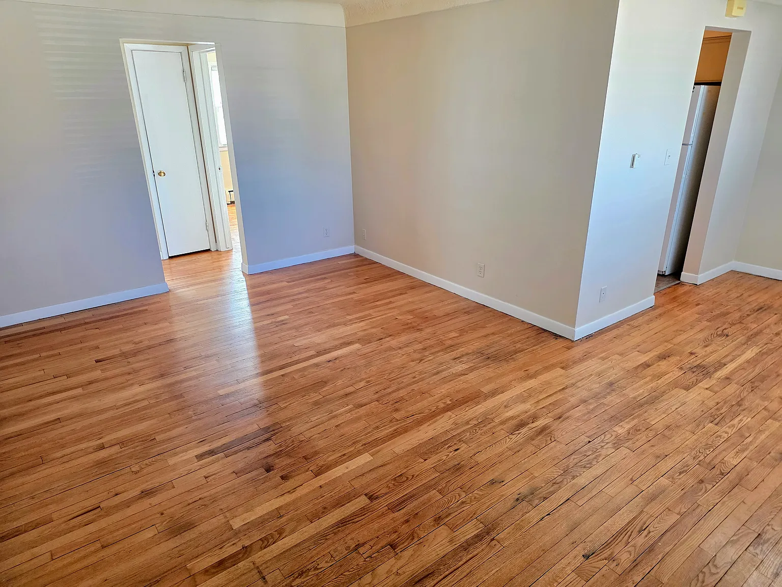 2822 Kingman Blvd — Photo 2