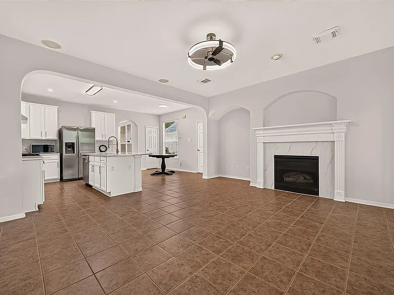 6118 Breezy Hollow Ln — Photo 14