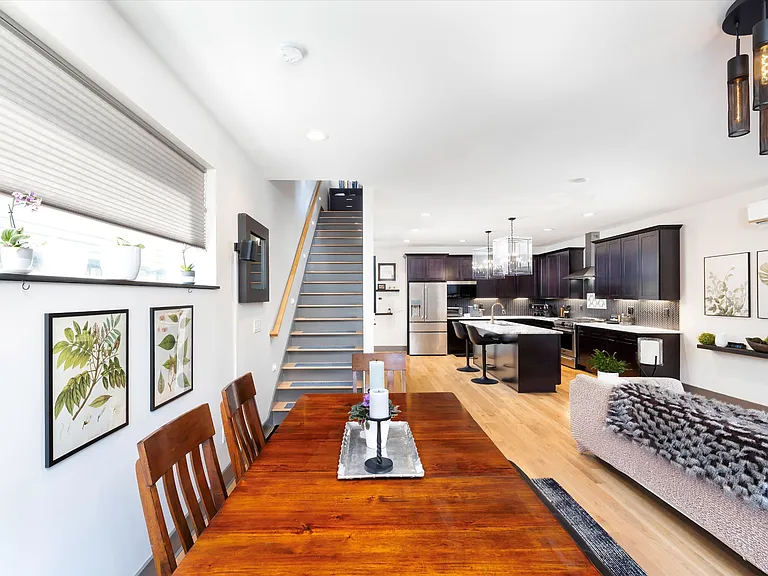 809 Sylvan St — Photo 17