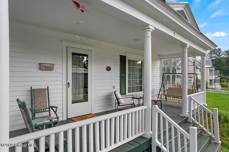 3rd image of 7 Library Avenue