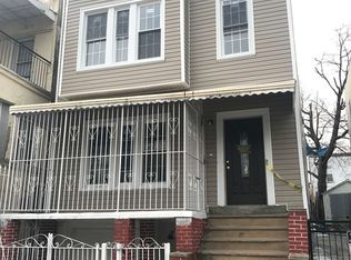 1349 Taylor Ave, Bronx, NY 10472